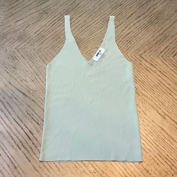 Sagew green ribbed v neck tank top size S New only tried on. - Picture 6 of 6